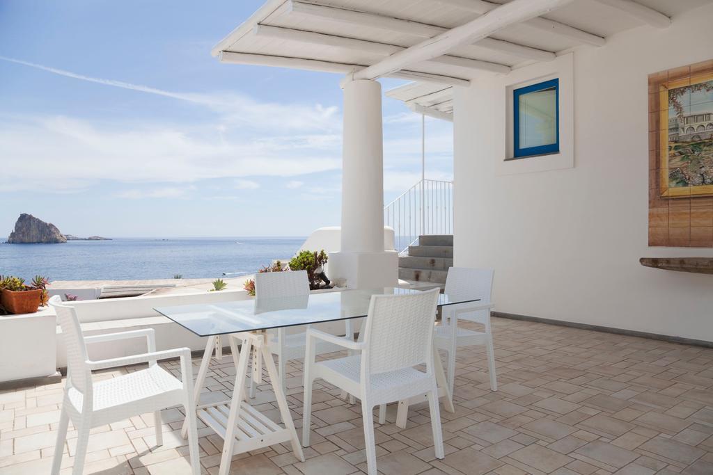 Hotel La Terrazza Panarea Exteriér fotografie