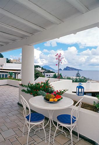 Hotel La Terrazza Panarea Exteriér fotografie