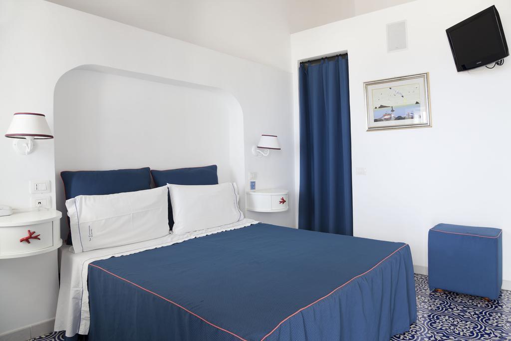 Hotel La Terrazza Panarea Exteriér fotografie