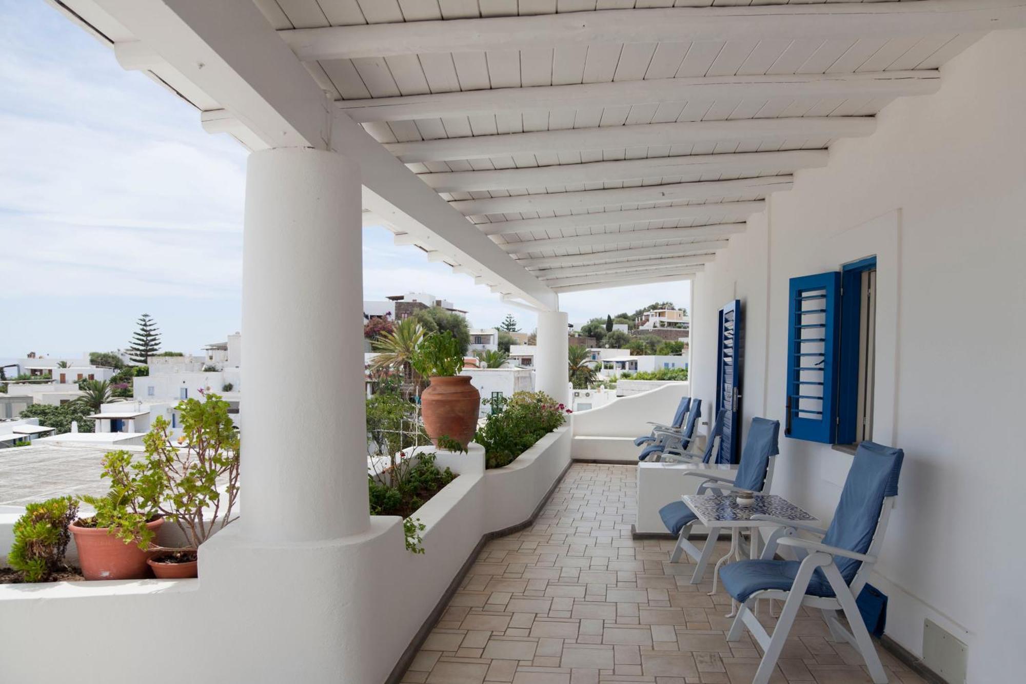 Hotel La Terrazza Panarea Exteriér fotografie